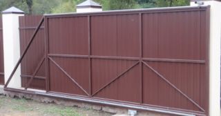 Купить откатные ворота из профнастила Донской, цена от 1763 руб.