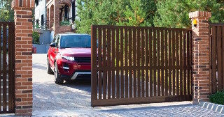 Купить ворота на участок Донской, цена от 2748 руб.
